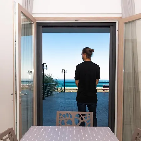 Villa Terrazza Sul Golfo Monte Sant'Angelo Exterior photo